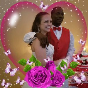 Meet your Posher, Khalilia